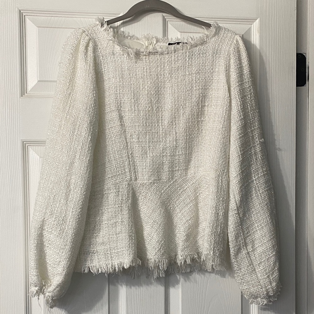 SHEIN Textured White Frayed Hem Blouse